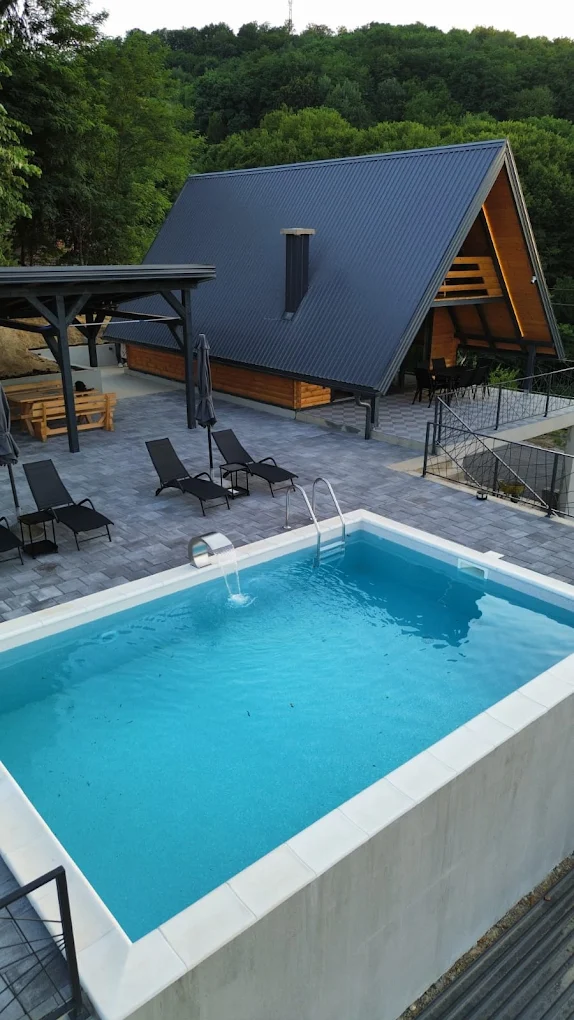 Pogled iz zraka na Luksuzni Chalet Nale